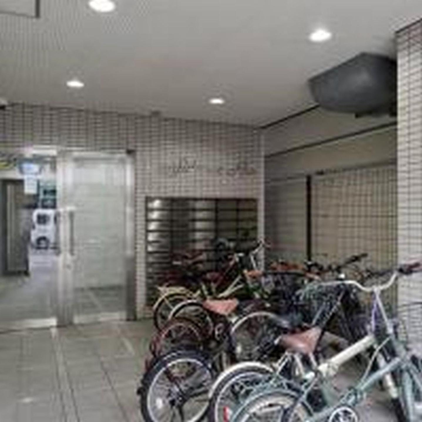 Apartemen コンフィデンスロン702 Osaka